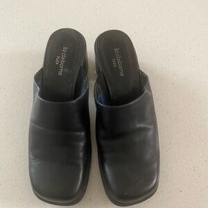 Liz Claiborne slip on black shoe